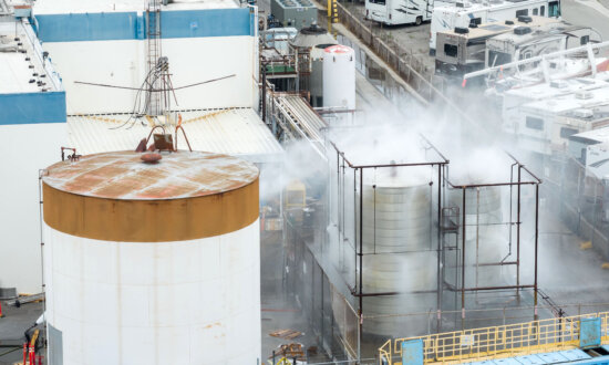 Potential Crack in Chemical Tank May Lower Explosion Risk, California Official Says