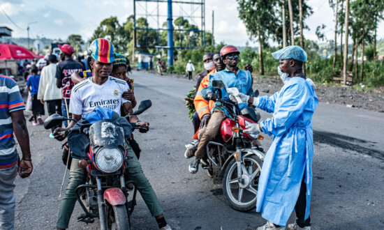 Ebola Outbreak Increases to More Than 900 Suspected Cases