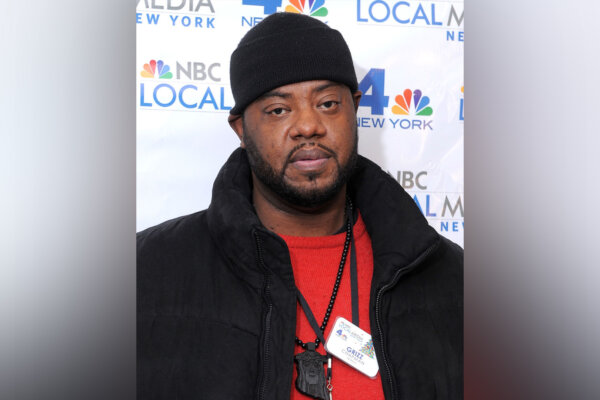 ’30 Rock’ Star Grizz Chapman Dies at 52 Following Years-Long Health Struggles