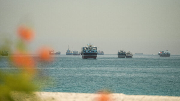 US Military Carries Out ‘Self-Defense Strikes’ on Iranian Boats, Missile Launch Sites: CENTCOM