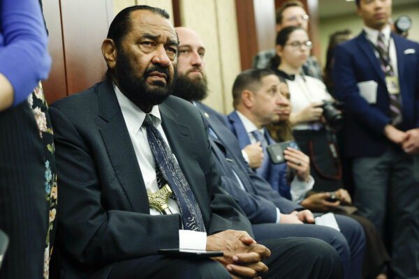 Epoch Times Photo