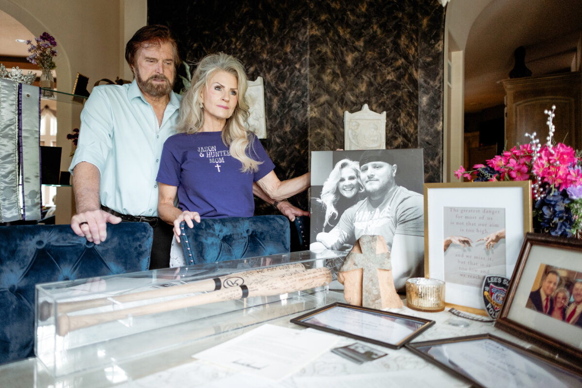 Lance and Storm Dillenschneider at their home in Lee’s Summit, Mo., on May 23, 2026. (Liz Davenport for The Epoch Times)