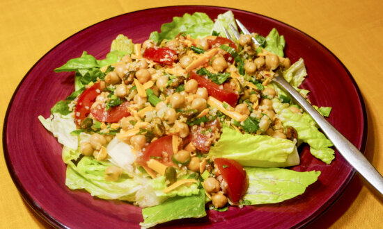 Chickpea Tabbouleh Salad