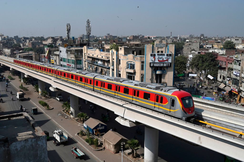 PAKISTAN-ECONOMY-TRANSPORT