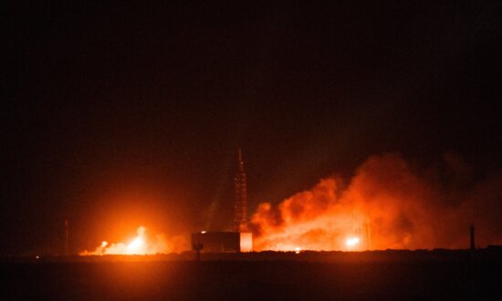 Blue Origin Rocket Explodes on Launch Pad During Engine Test