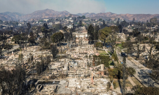 Defendant in Deadly LA Wildfires Wanted ‘Revenge Against Society,’ Prosecutor Says