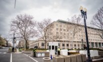 US Revokes Visa of Chinese Journalist