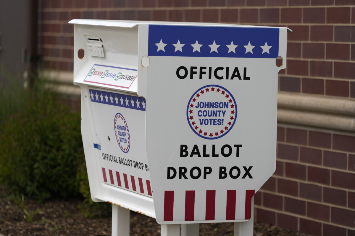A drive up ballot box for early Iowa primary voters outside the Johnson County Administration Building in Iowa City, Iowa, on May 22, 2026. (Charlie Neibergall/Getty Images)