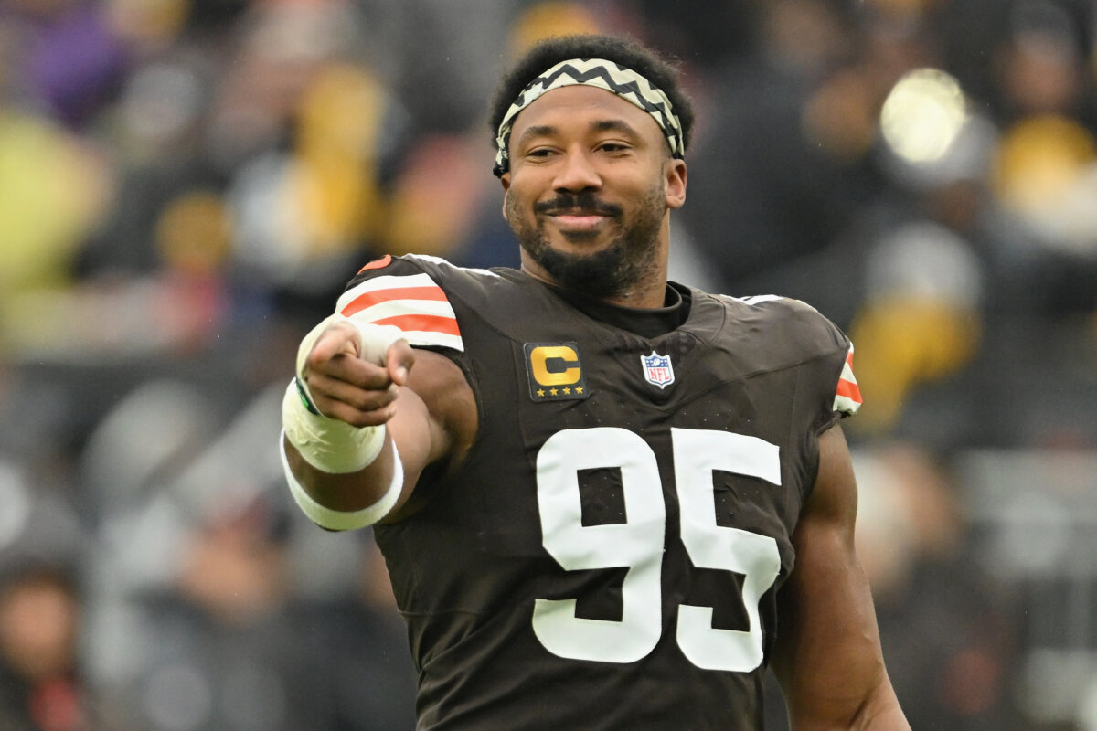 Myles Garrett #95 of the Cleveland Browns reacts prior to the game against the Pittsburgh Steelers at Cleveland’s Huntington Bank Field on Dec. 28, 2025. (Jason Miller/Getty Images)