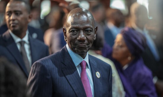 Kenyan President Defends US Ebola Quarantine Center After Protests