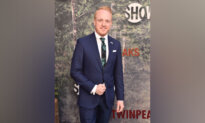 ‘Twin Peaks’ Actor Owain Rhys Davies Dies at 44; Family Seeks Answers Surrounding Circumstances