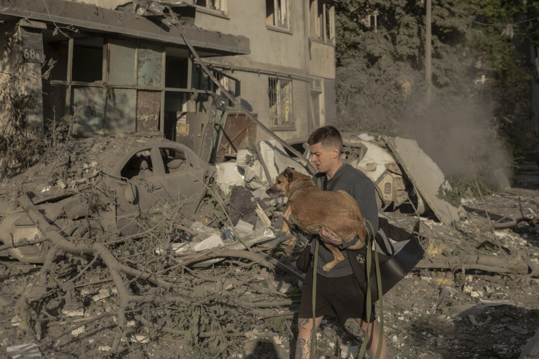 British, French, German Envoys Discuss Ukraine With Russian Diplomat Amid Ceasefire Push