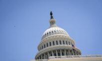 Senate to Move Ahead With Bill to Fund ICE, Border Patrol