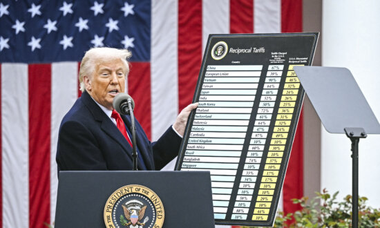 Trump Admin Appeals Court Order to Refund $166 Billion in Tariffs