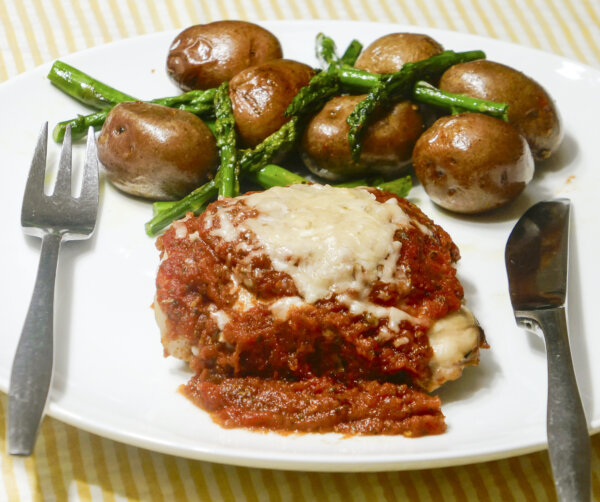 Savory Oven-Baked Chicken Thighs With Roasted Potatoes and Asparagus