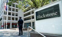 Blackstone Caps Withdrawals From Flagship Private-Credit Fund