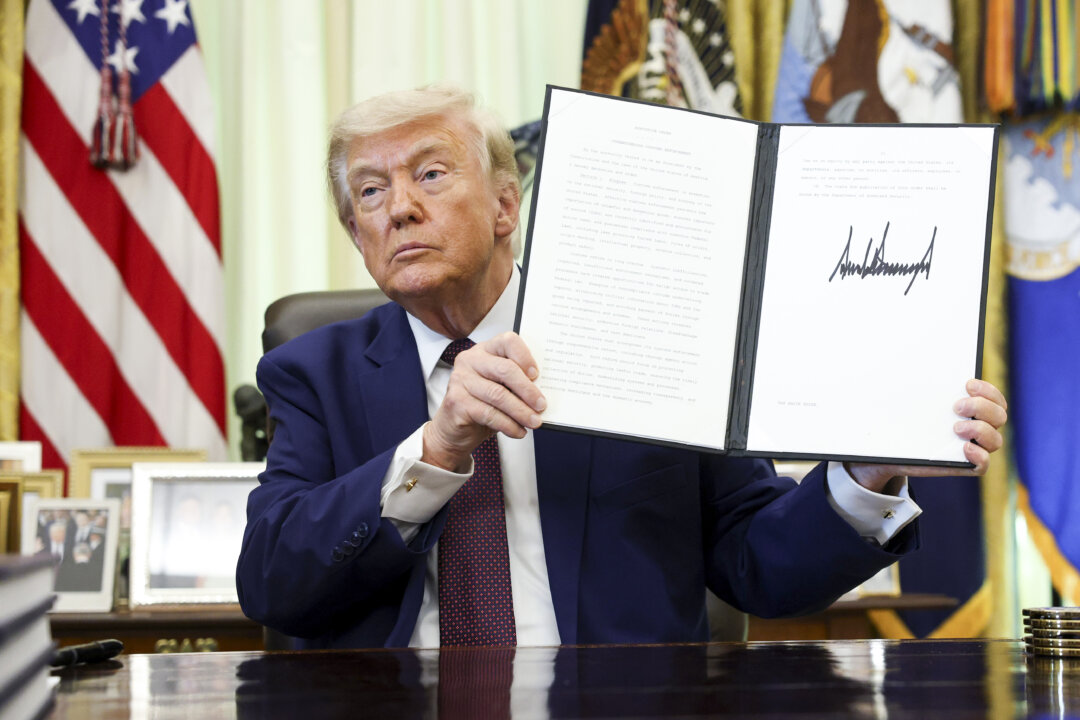 LIVE NOW: Trump Signs the ICE, CBP Funding Act (Secure America Act)