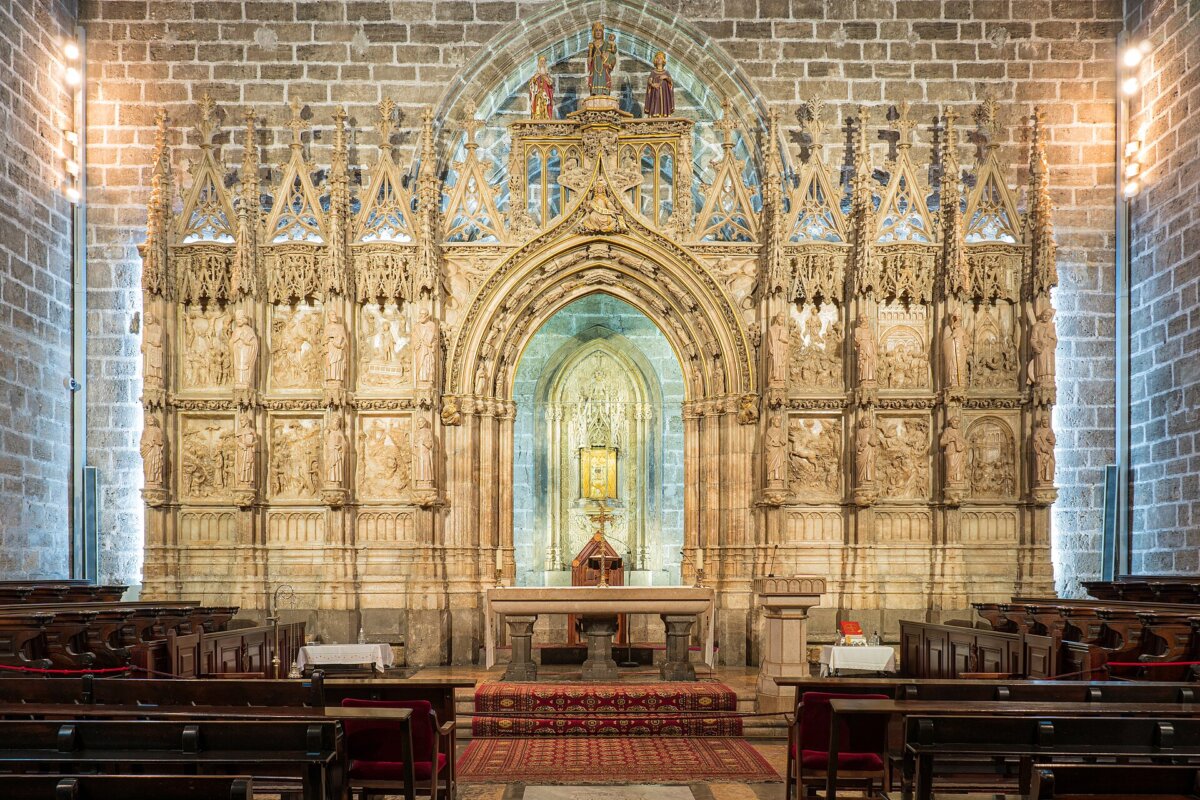 The Holy Chalice rests in a chapel at the Valencia Cathedral. (Fernando/CC BY-SA 4.0)