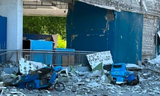 7.8 Magnitude Earthquake Rocks Southern Philippines, Causing Some Damage and 1-meter Tsunami