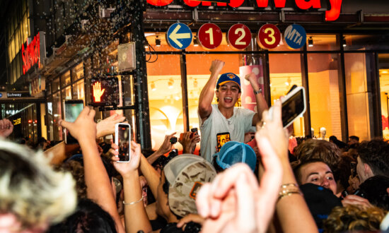LIVE NOW: NYC Holds Parade in Celebration of the Knicks Winning NBA Championship