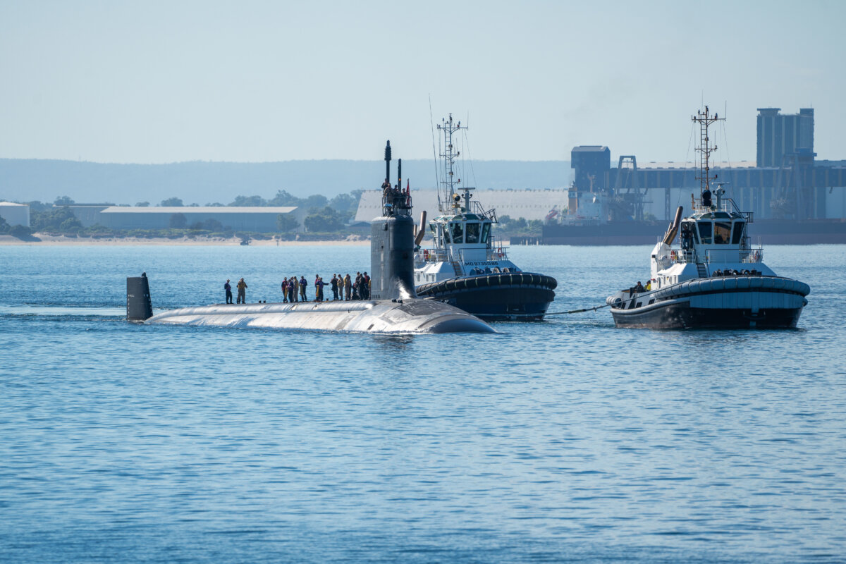 The Virginia-class fast-attack submarine USS Minnesota (SSN 783) prepares to moor at HMAS Stirling, Western Australia, Australia, Feb. 25, 2025. (U.S. Navy photo by Lt. James Caliva)