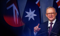 Apple CEO Praises Australian PM for Under-16 Social Media Ban
