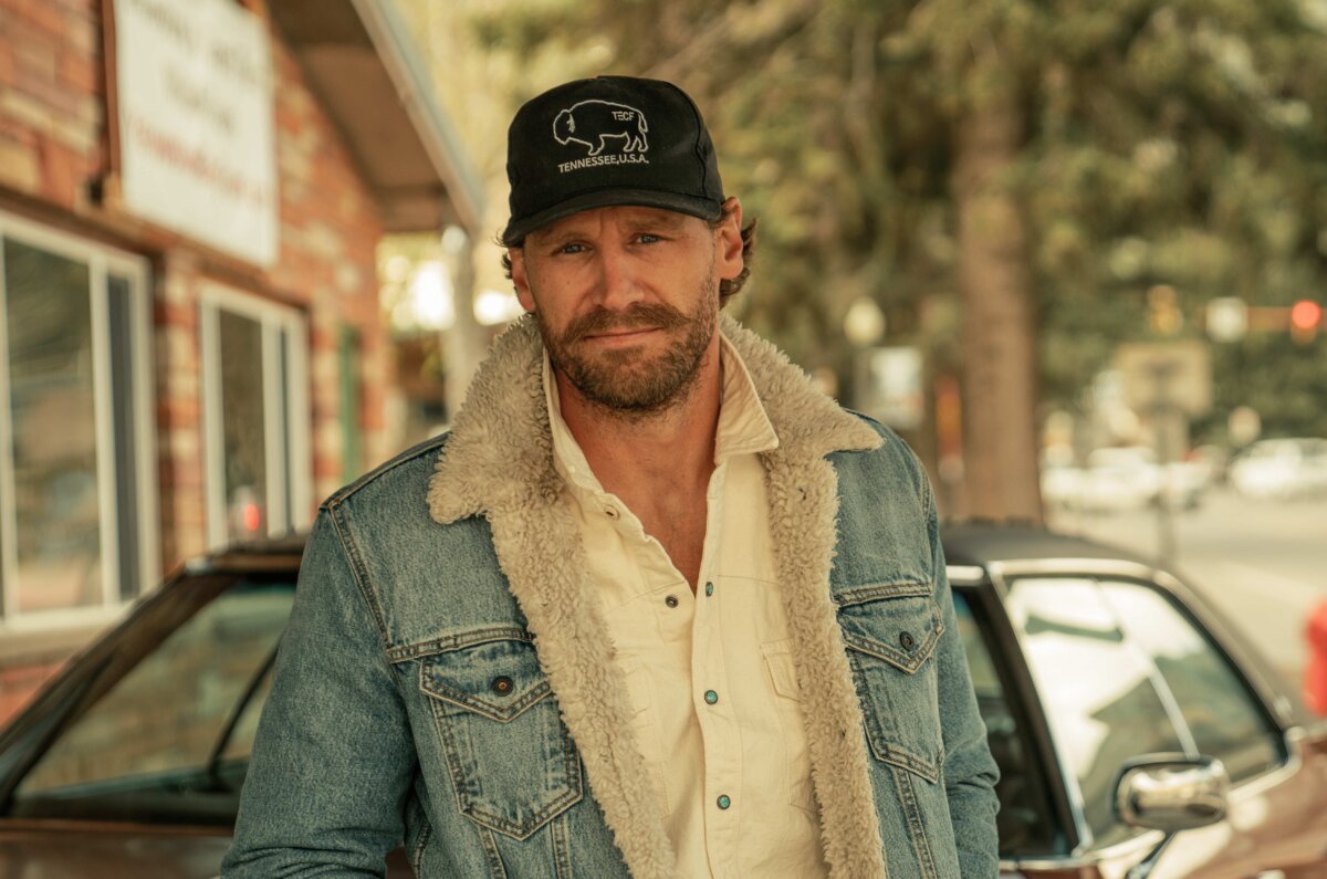 Retreating from the rush of his career and
the pressure to be No. 1, Chase Rice is embracing life’s simple joys. (Ben Christensen)