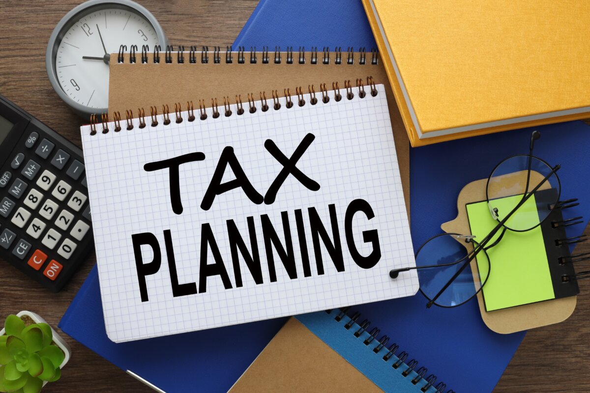 Act before December 31: These five tax moves can help you keep more of what you earn. (Hadayeva Sviatlana/Shutterstock)