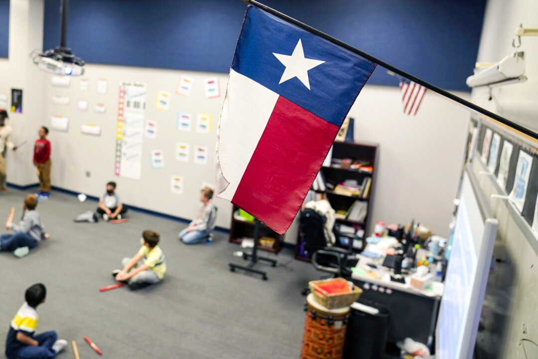 Texas Education Leaders Face Pushback Over Proposed K–12 Reading List
