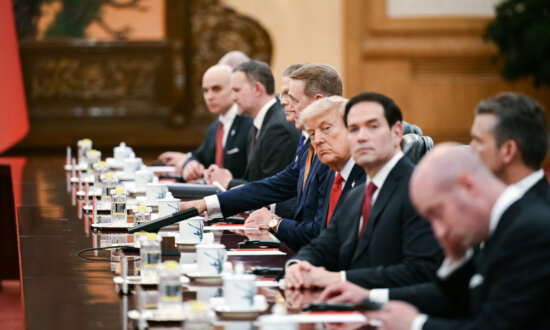 Behind the Trump–Xi Handshake, an Architecture of Distrust