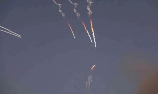 US Embassy Warns Americans in Jordan of Missiles, Drones in Airspace
