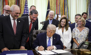 Trump Signs $70 Billion Bill to Fund ICE, Border Patrol for 3 Years