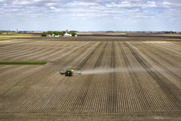 Trump Mulls Farmer Aid