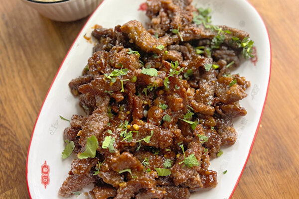 Why Do Takeout When You Can Make Spicy Chinese Beef at Home?