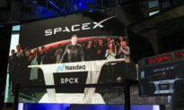 Elon Musk Becomes World’s First Trillionaire as SpaceX Surges on Debut