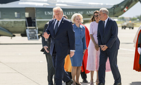 Trump Arrives in France to Attend G7 Summit