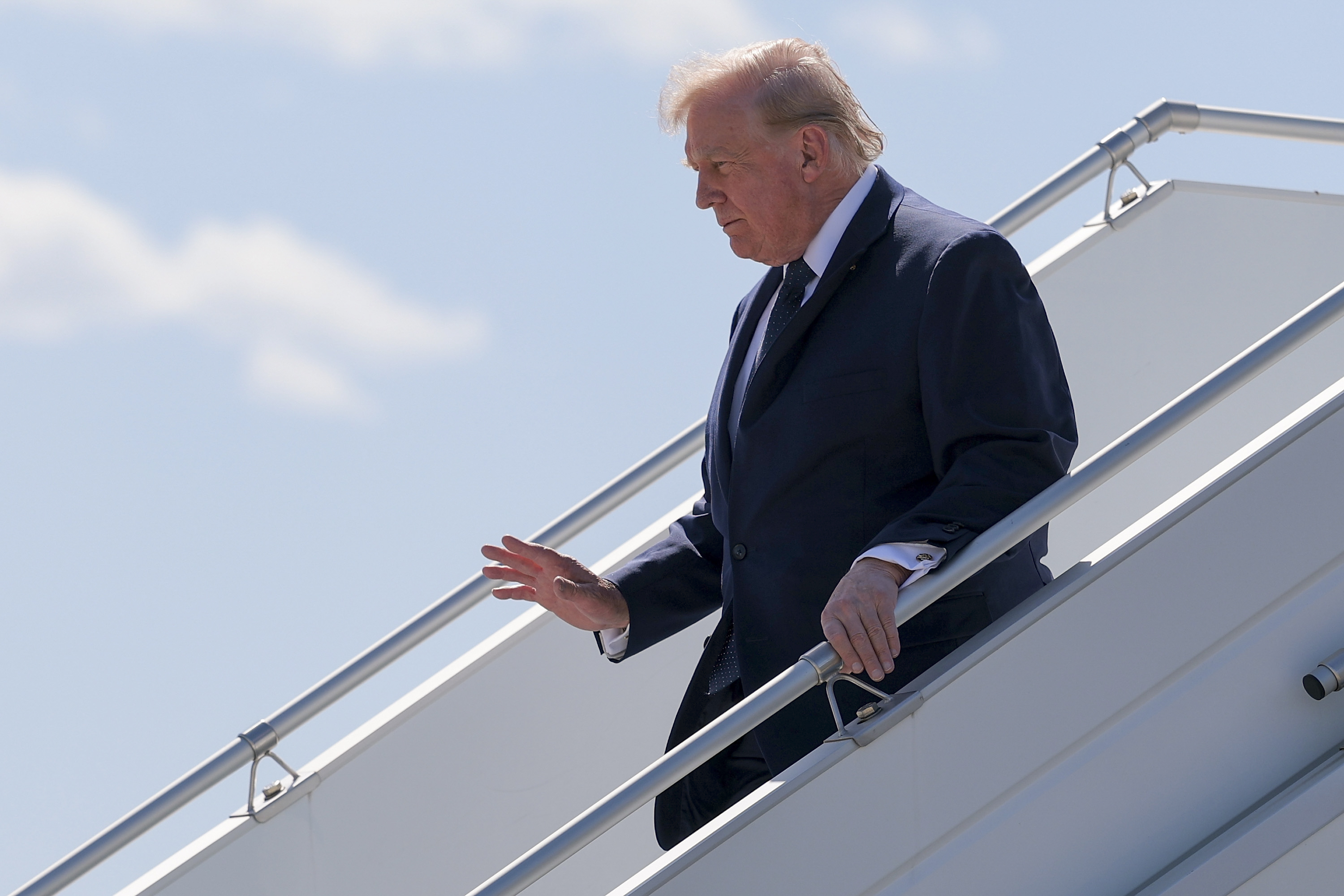 Trump Arrives in Pennsylvania