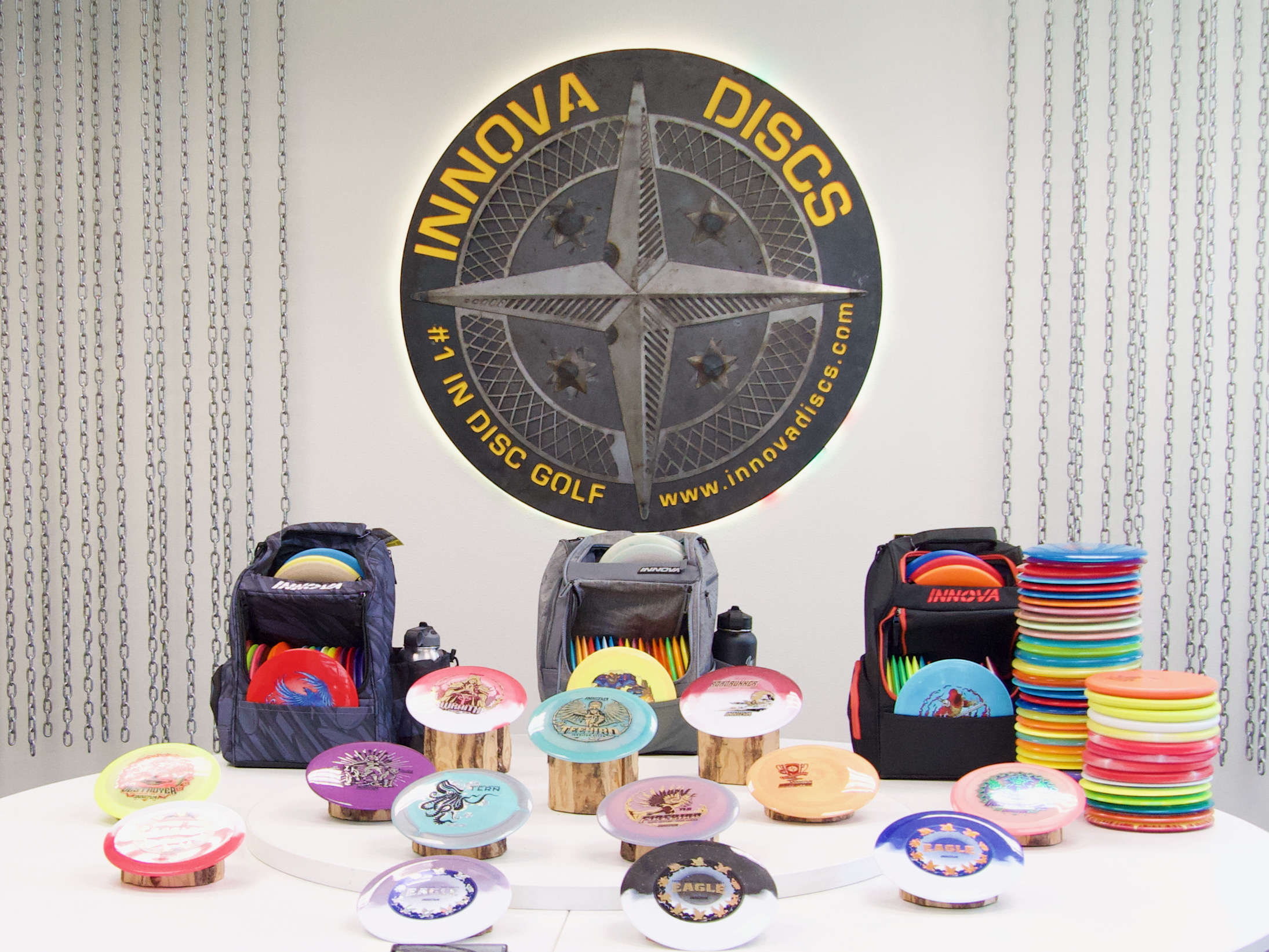innova store