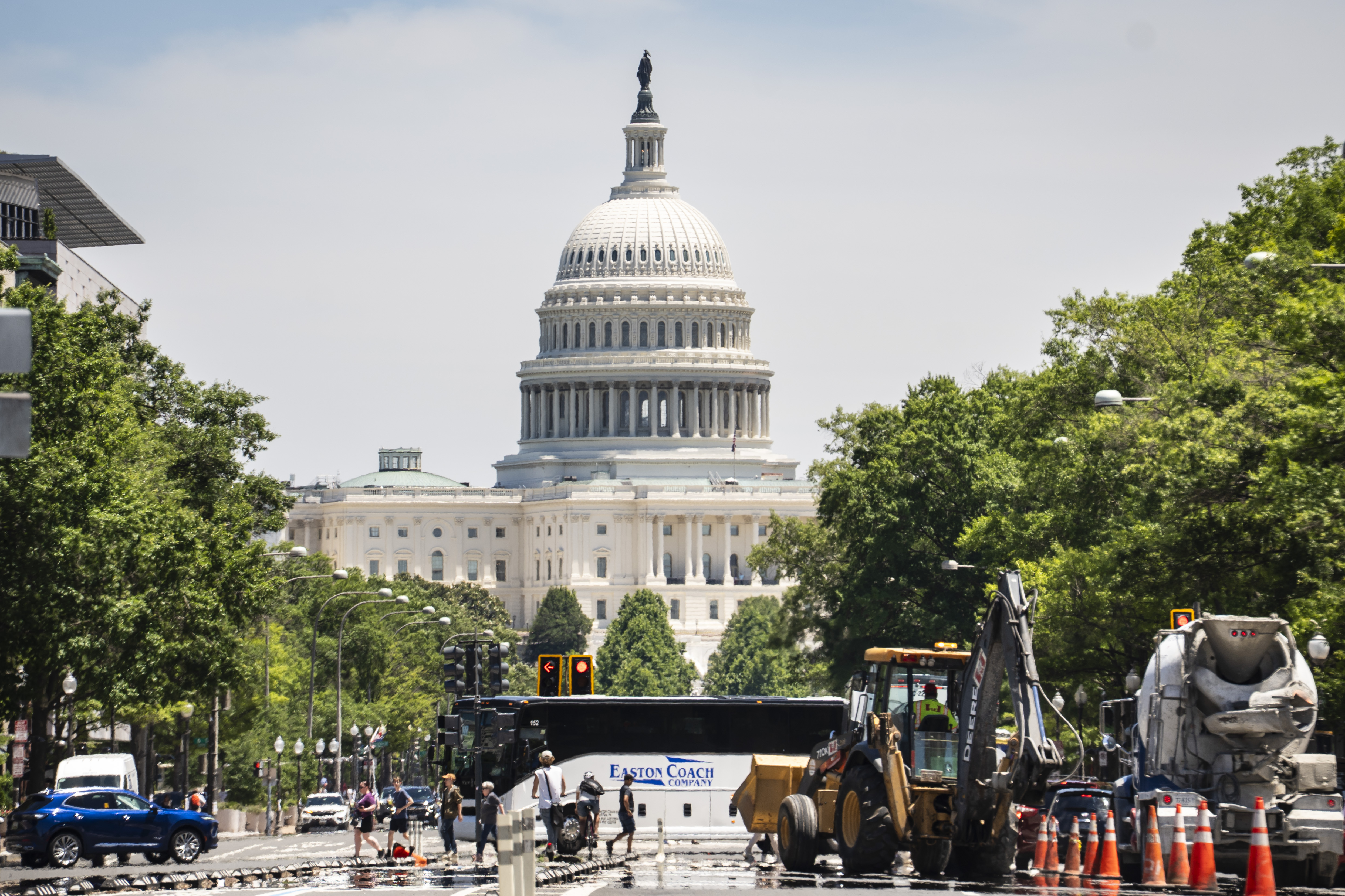REPLAY: House GOP, Democratic Leaders Hold Weekly Press Conferences (June 24)