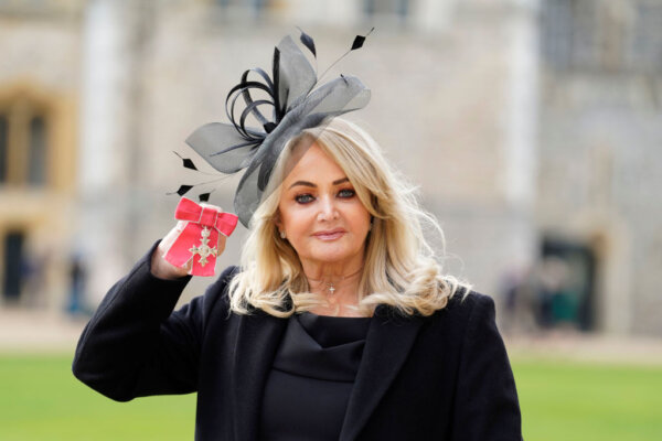 Bonnie Tyler Out of Coma, Still in Intensive Care; Summer Performances Canceled