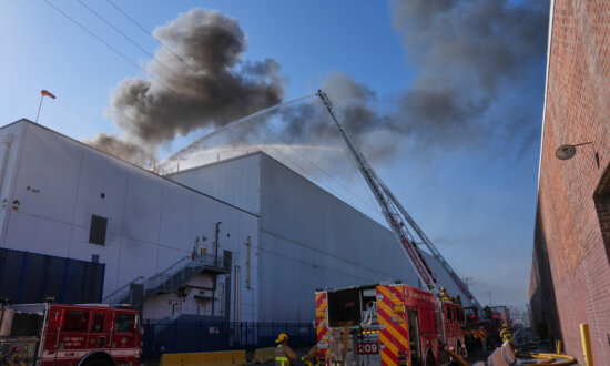 Los Angeles Warehouse Fire Prompts Shelter-in-Place Orders Due to Hazardous Air