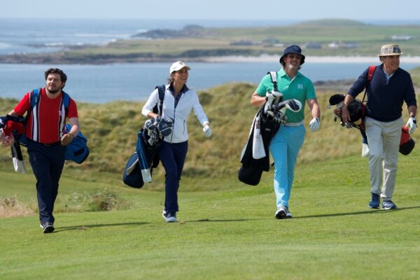 ‘Finnegan’s Foursome’: Edward Burns Doesn’t Quite Nail It