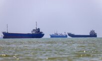 Vance Says US Has Lifted Blockade as Shipping Picks Up in Hormuz Strait