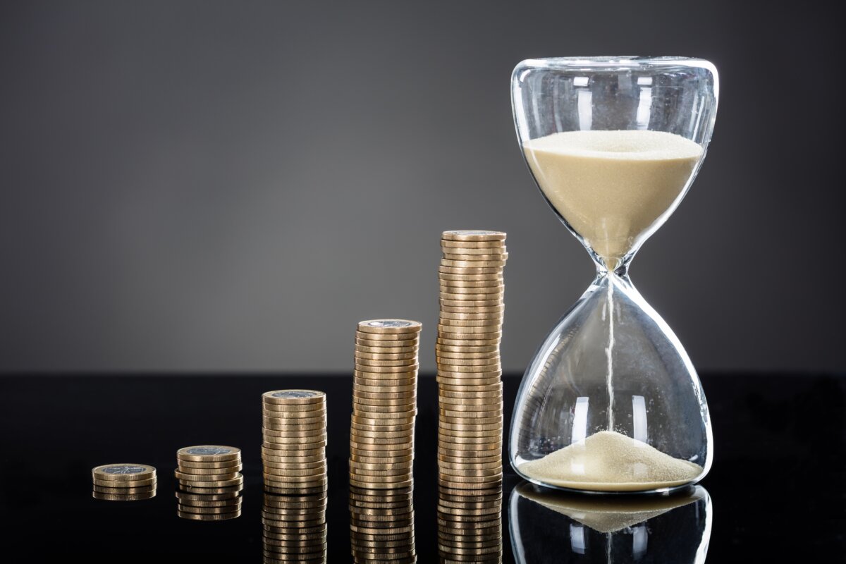 Strategic Roth conversions may help retirees avoid larger tax bills later in life. (Andrey_Popov/Shutterstock)