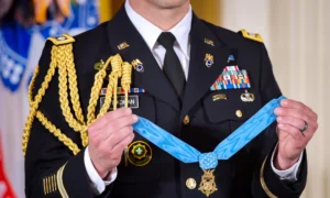 Army Holds Medal of Honor Hall of Heroes Induction Ceremony