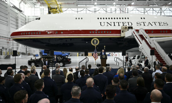 Day in Photos: New Air Force One, Ebola at Orphanage in Congo, and Beating Retreat