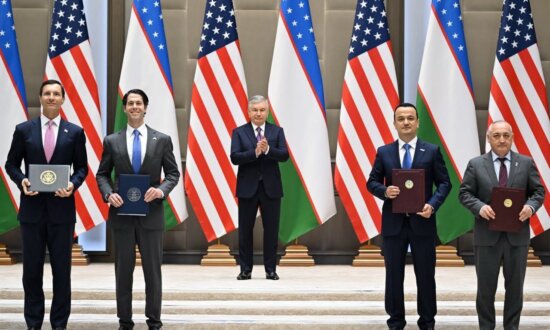 US, Uzbekistan Launch Joint Investment Platform With an Eye on China