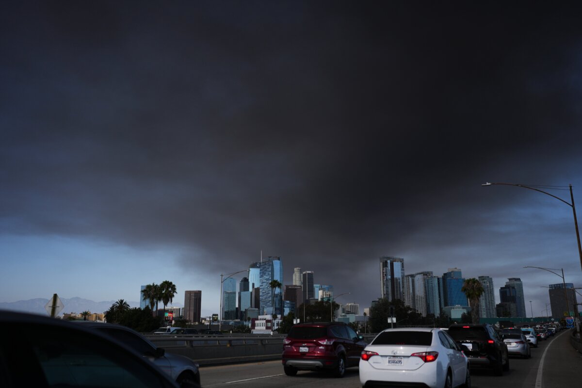 The sky is filled with smoke from a warehouse fire in Los Angeles on June 17, 2026. (Jae C. Hong/AP Photo)