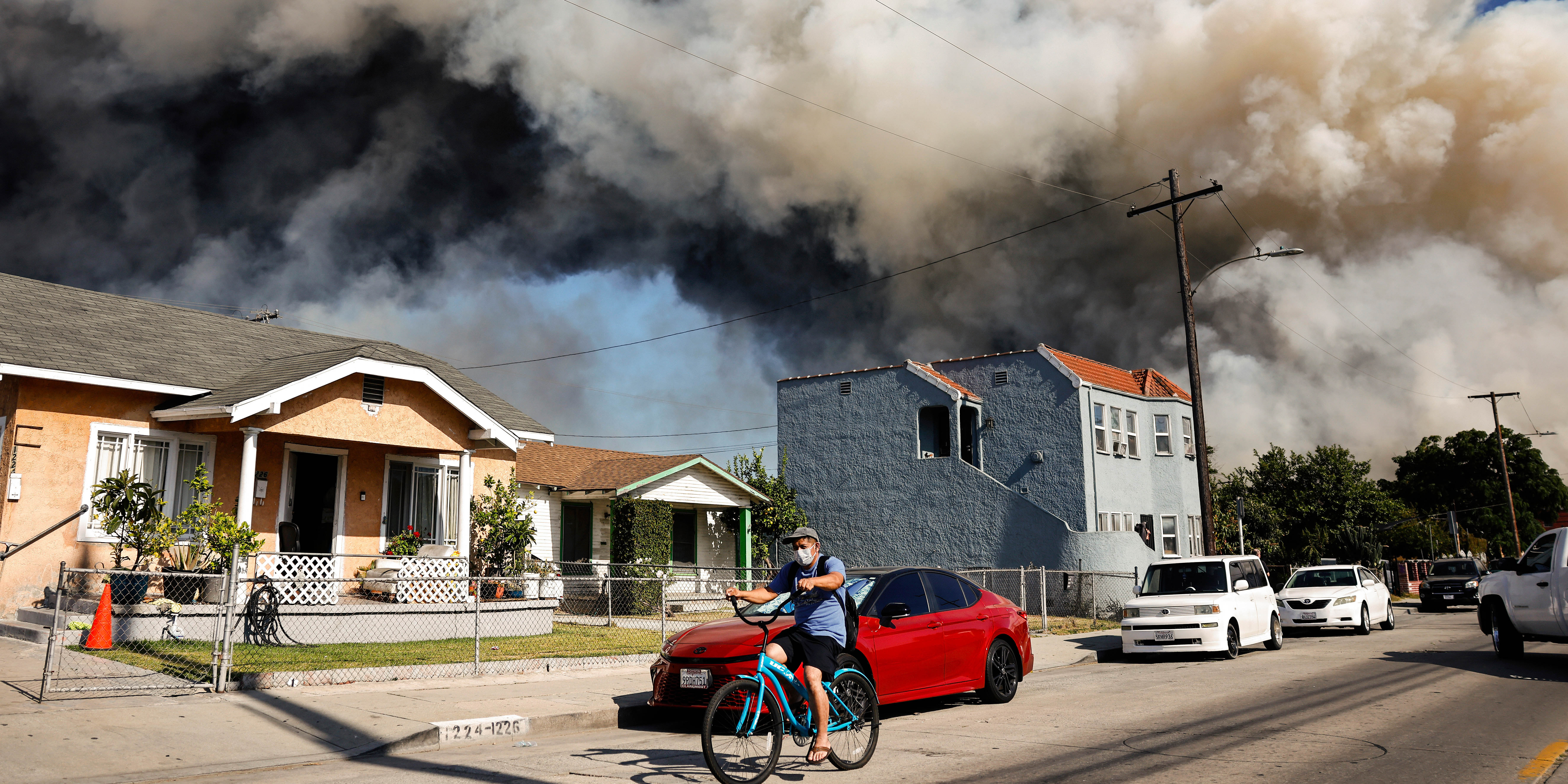 America in Photos: Los Angeles Fire, Beagles Research Facility Closing, and Medal of Honor Ceremony