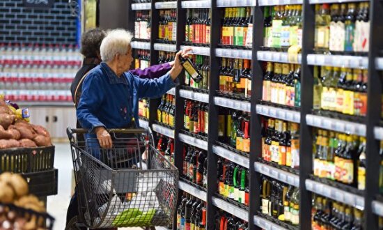 CCP Urges More Spending as Chinese Households Grow More Cautious